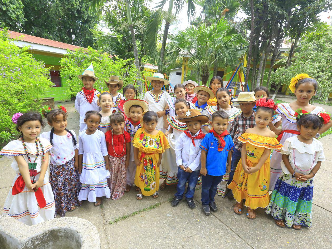 De los crematorios a las aulas, Brazos de Jesús da esperanza a más de 340 niños
