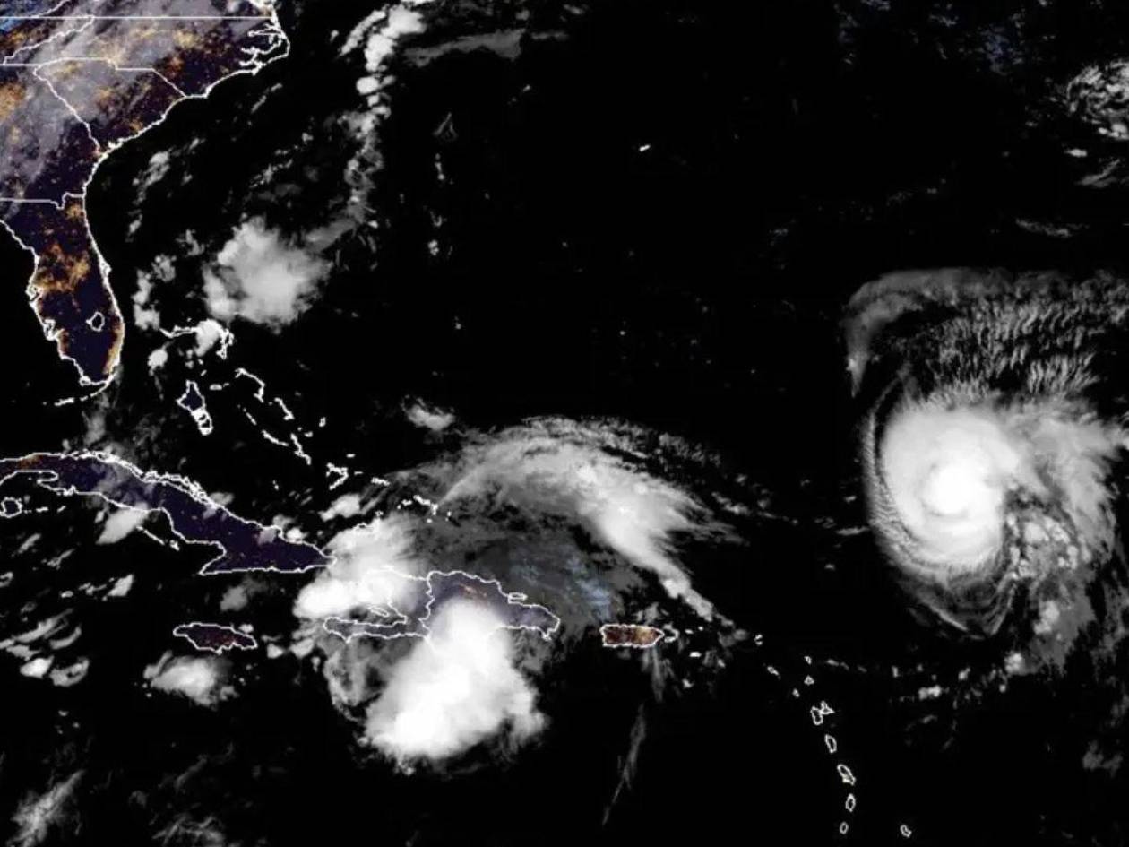 Humberto se convierte en huracán en el Atlántico