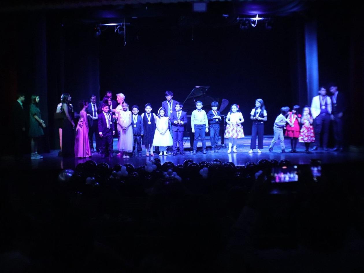 Fascinante recital de piano de la Academia de Bellas Artes