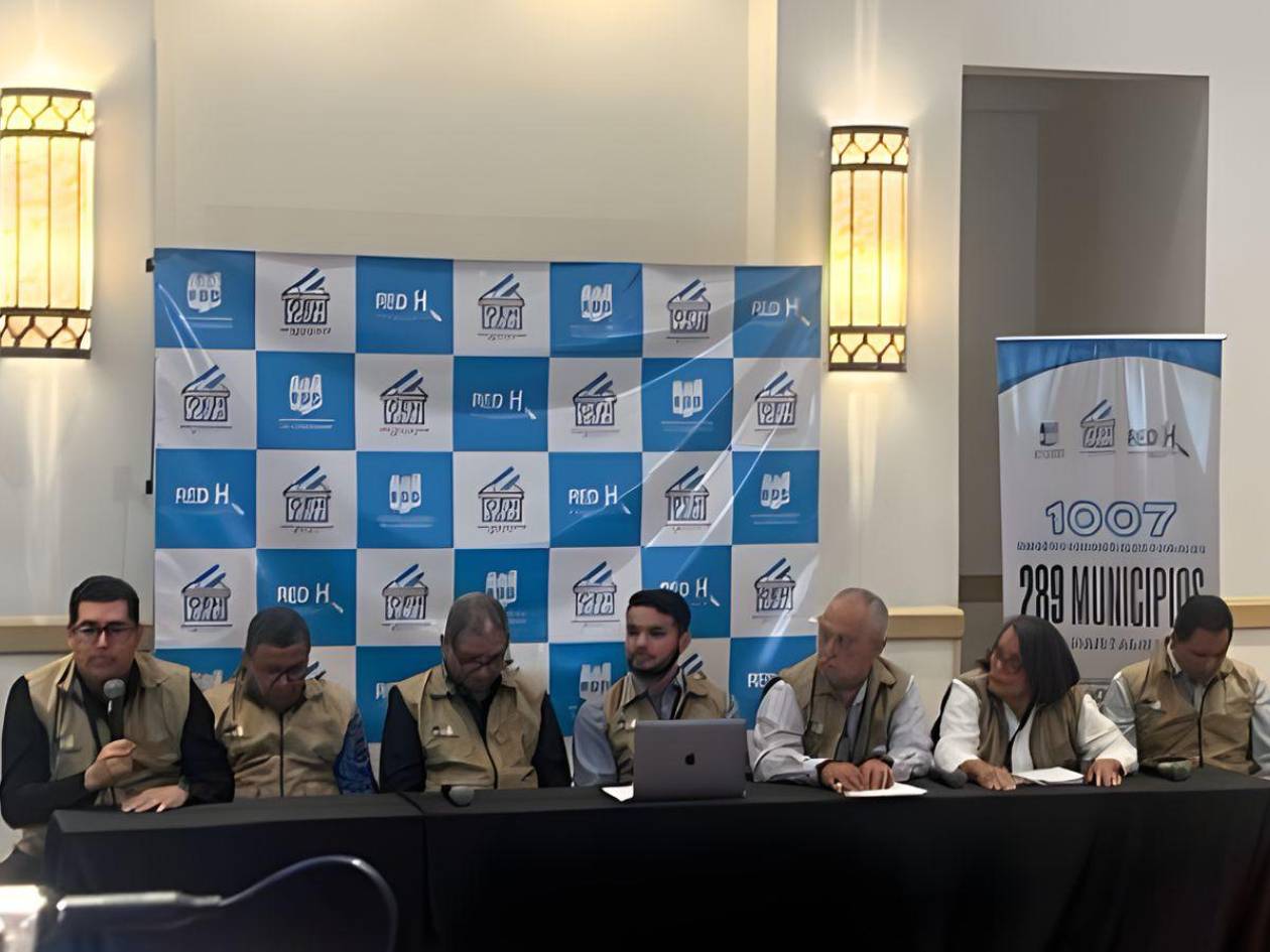 Observadores piden al CNE cumplir con el tiempo electoral establecido