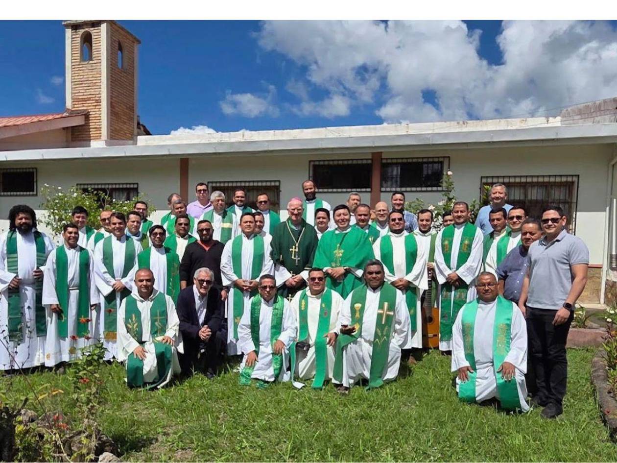 Estos son los nuevos párrocos y decanos en la arquidiócesis de San Pedro Sula anuncia Lenihan