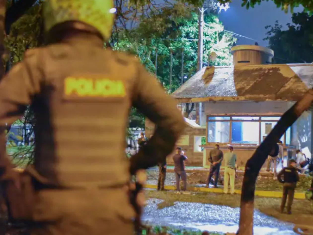 Al menos ocho muertos y decenas de heridos tras 19 atentados en Colombia