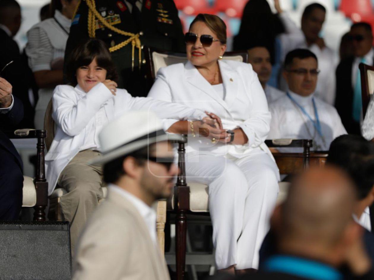 Presidenta Castro dice que la independencia se defiende con dignidad y coraje