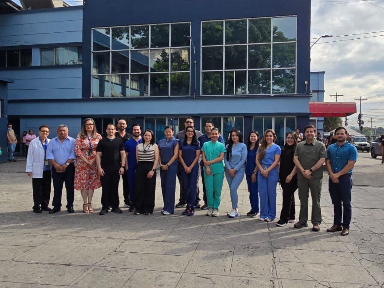 Hospital regional del IHSS incorpora 23 nuevos médicos especialistas