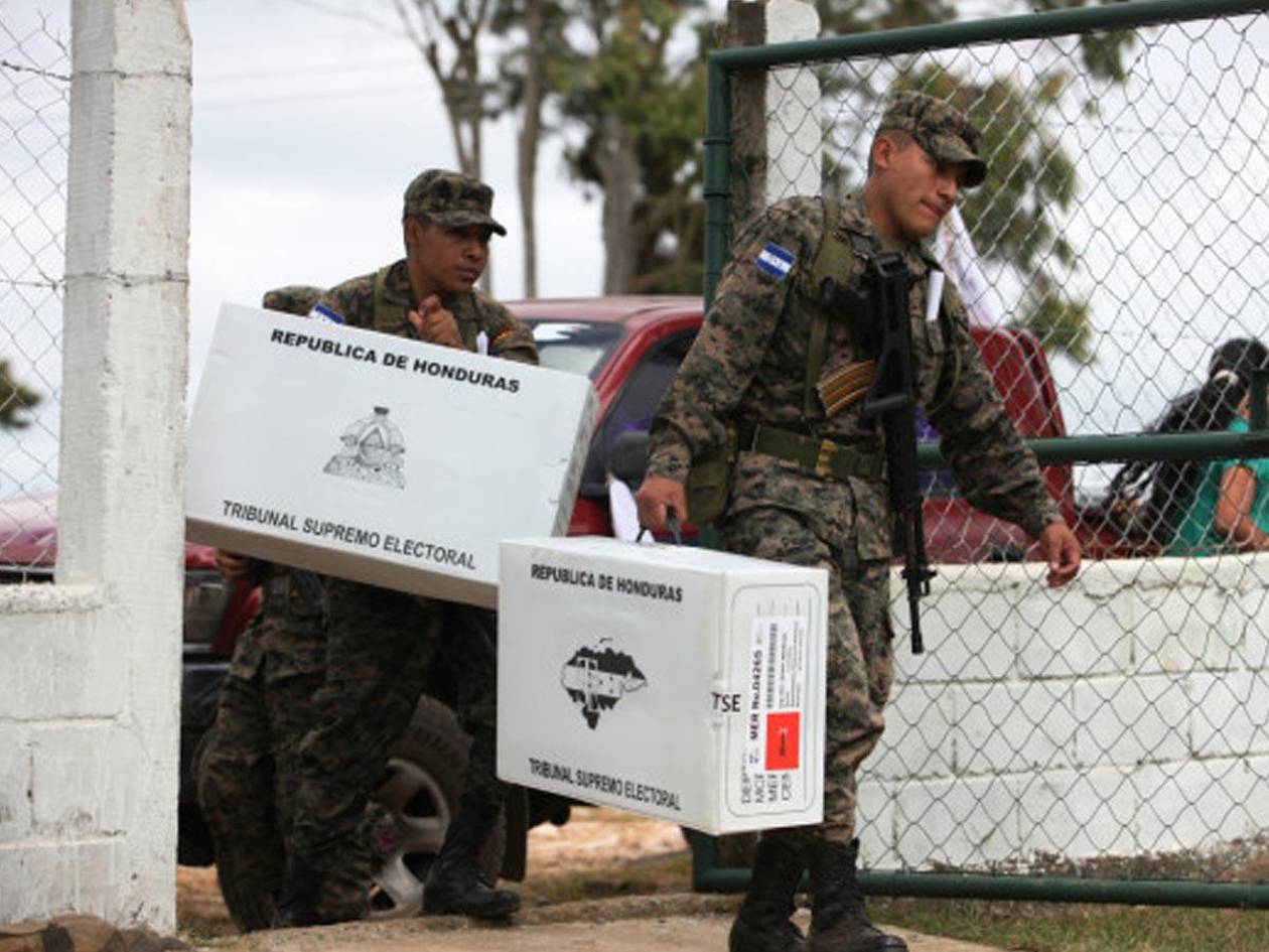 Militares pasan a disposición del CNE por elecciones primarias