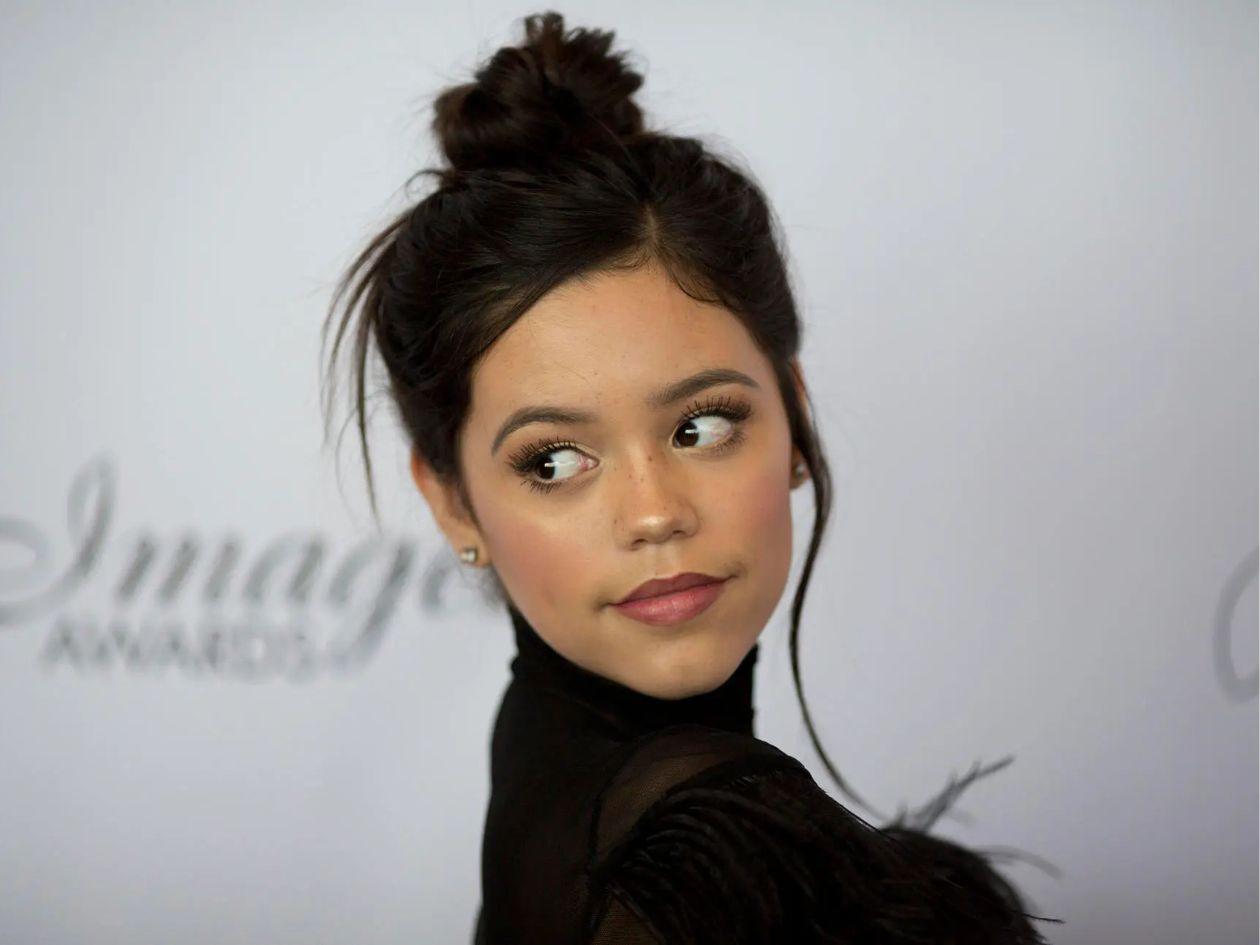 El encanto humano, insustituible para Jenna Ortega: su visión sobre la IA