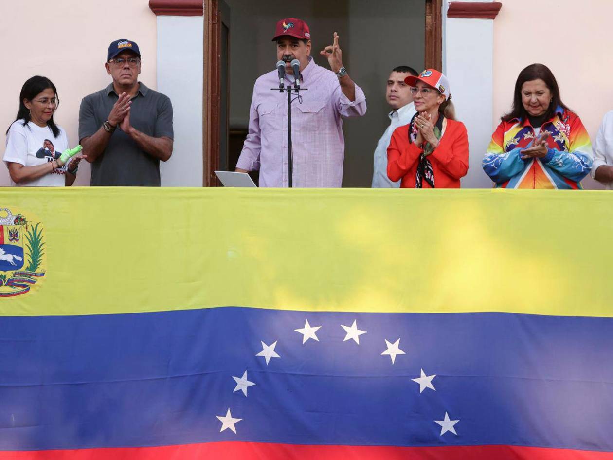 Fuerzas de Seguridad de  Venezuela ratifican su lealtad a Maduro