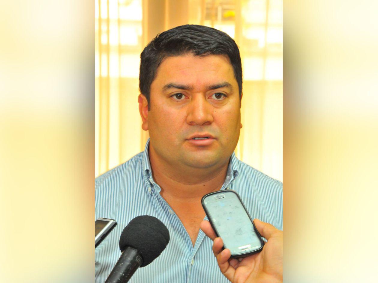 Ordenan captura de Hugo Ardón, hermano de Chande y exdirector del Fondo Vial