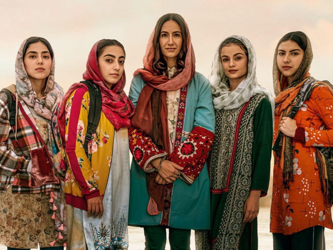 “Rompiendo reglas” ya está en los cines de Honduras