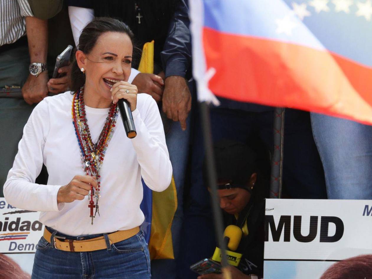 “Maduro tiene los días contados”, advierte Machado tras ganar el Nobel de la Paz