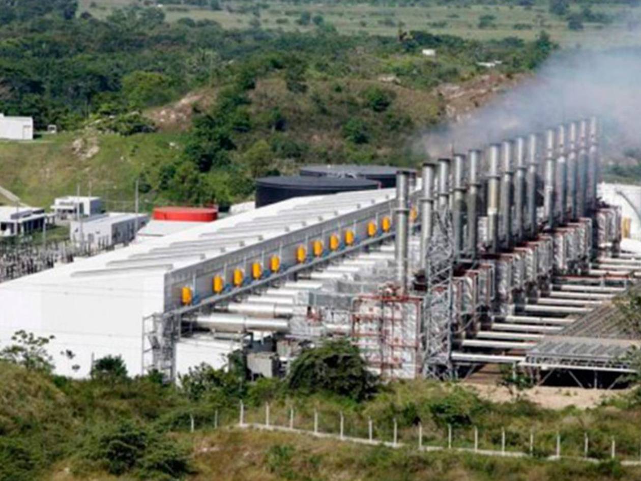 Aprueban adendas de 18 contratos de energía térmica y renovable