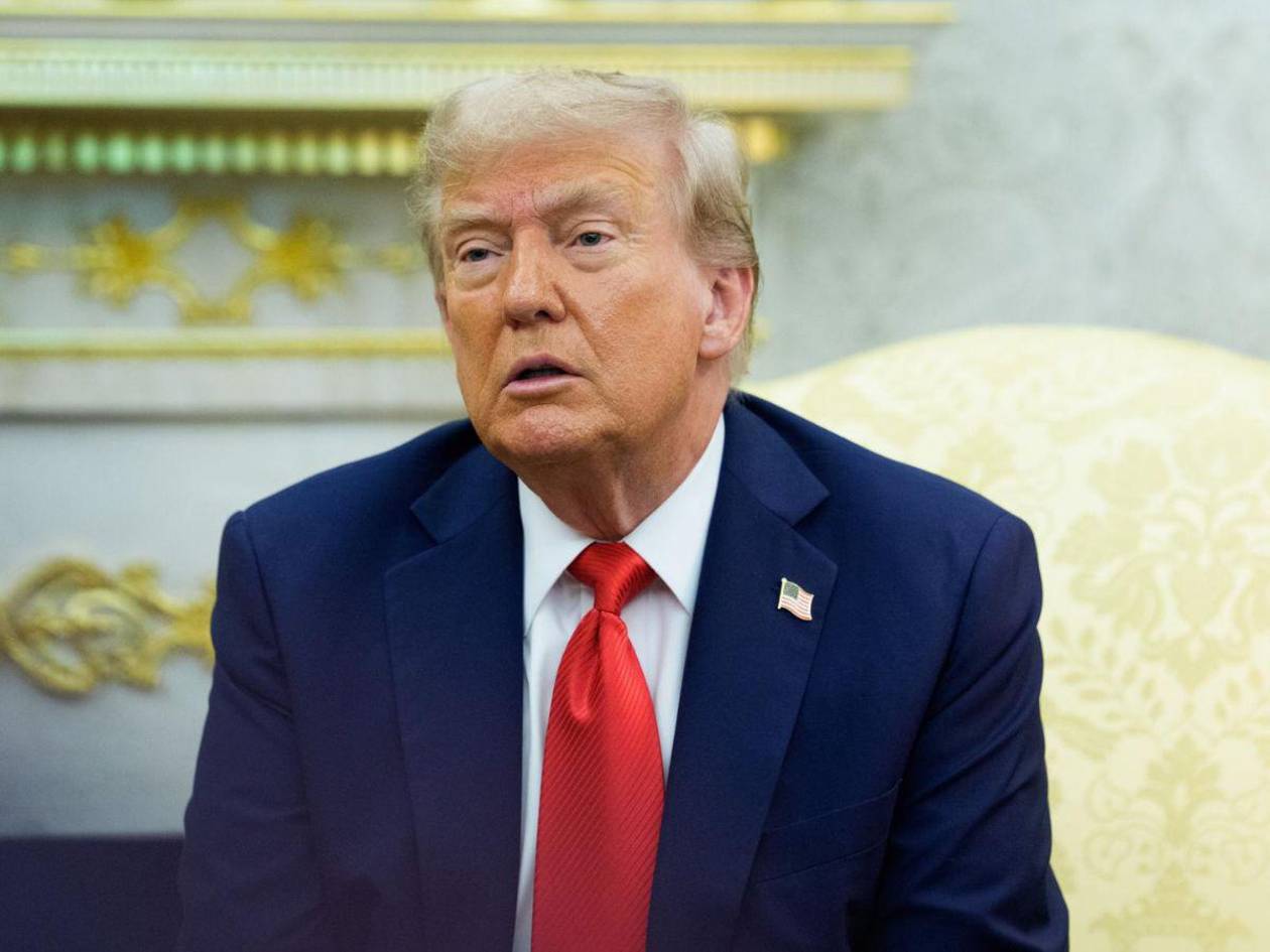 Trump rechaza aclarar si es el autor de una supuesta carta a Epstein