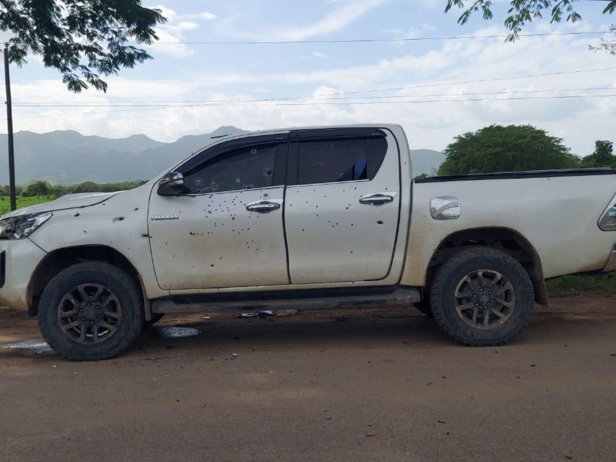 Acribillan a hombre dentro de su lujosa Hilux en Olancho