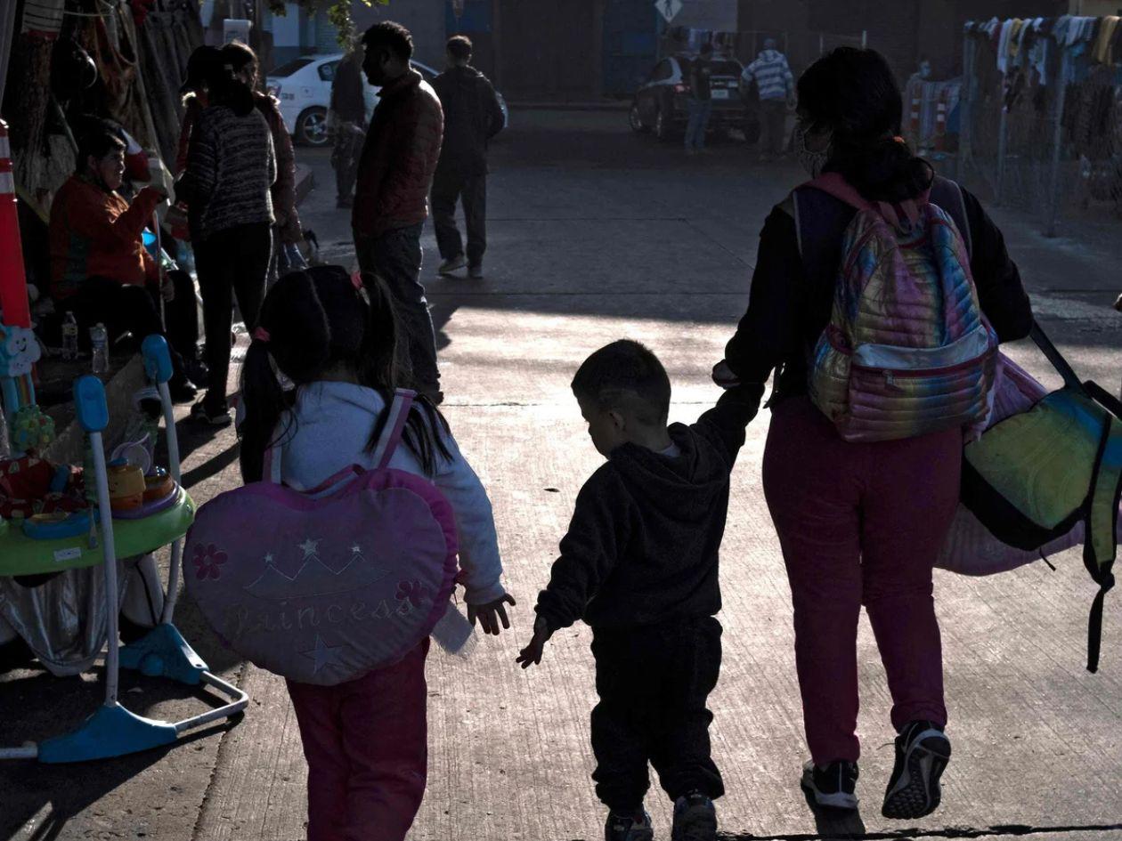 ICE deportó ilegalmente a Honduras a un niño con cáncer de riñón etapa 4, según demanda