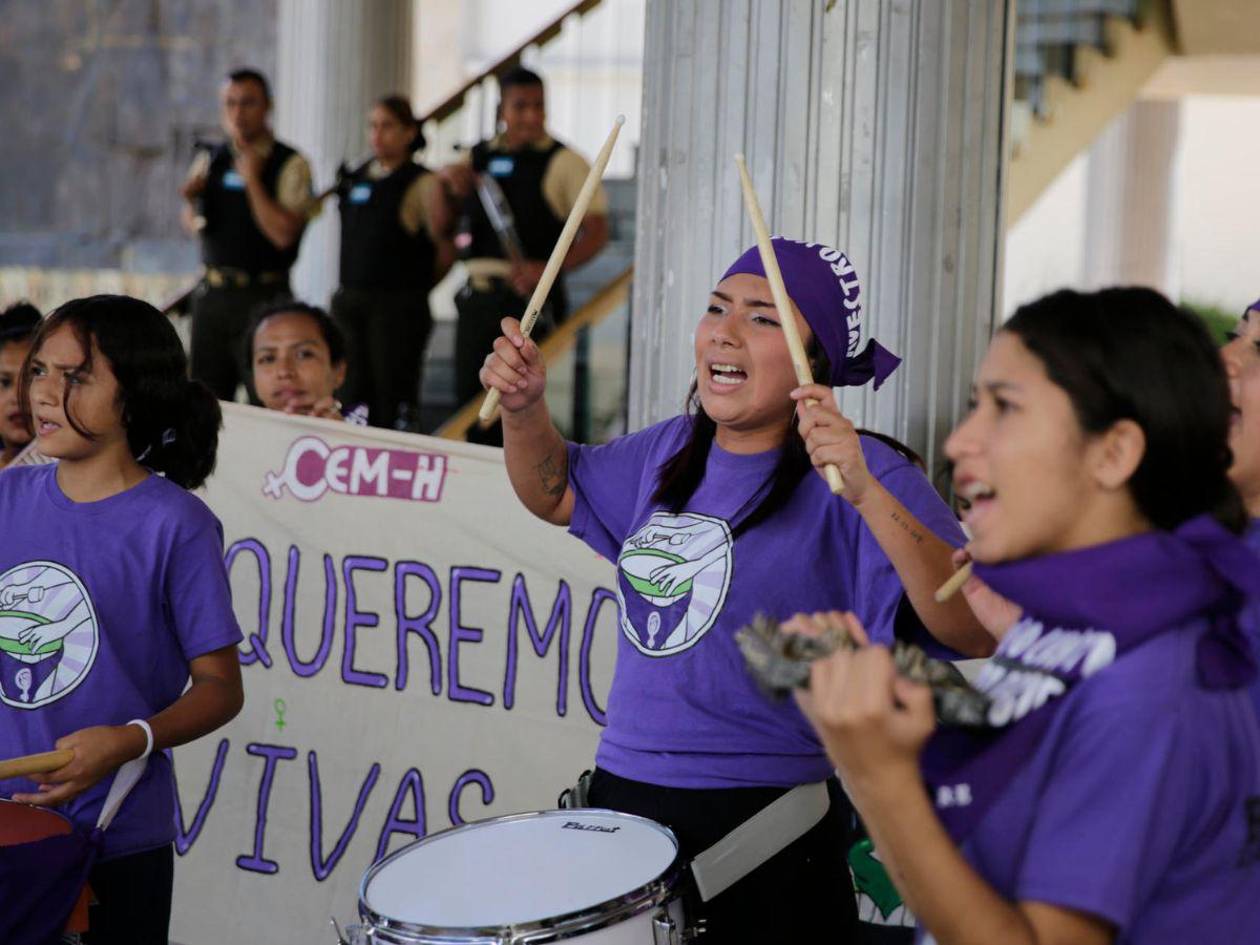 Hondureñas protestan contra la impunidad y la violencia de género