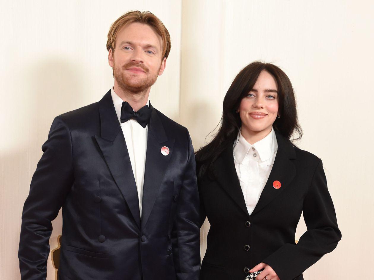 Hermano de Billie Eilish anuncia compromiso