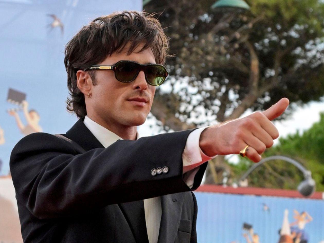 Jacob Elordi arrasa en la alfombra roja de Venecia