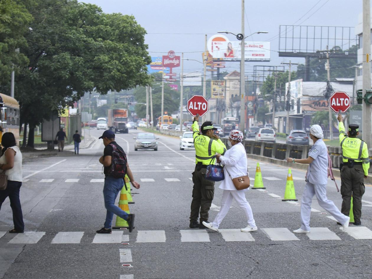 Señalización y regulaciones: Lo que todo conductor y peatón debe saber en SPS