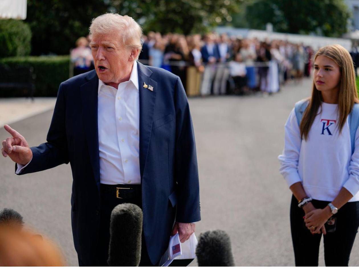 Trump niega que imputación al exjefe del FBI sea por venganza