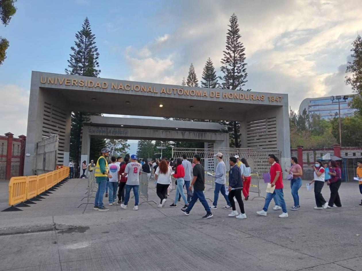 Unah lanza dos posdoctorados en Derecho y Política Criminal