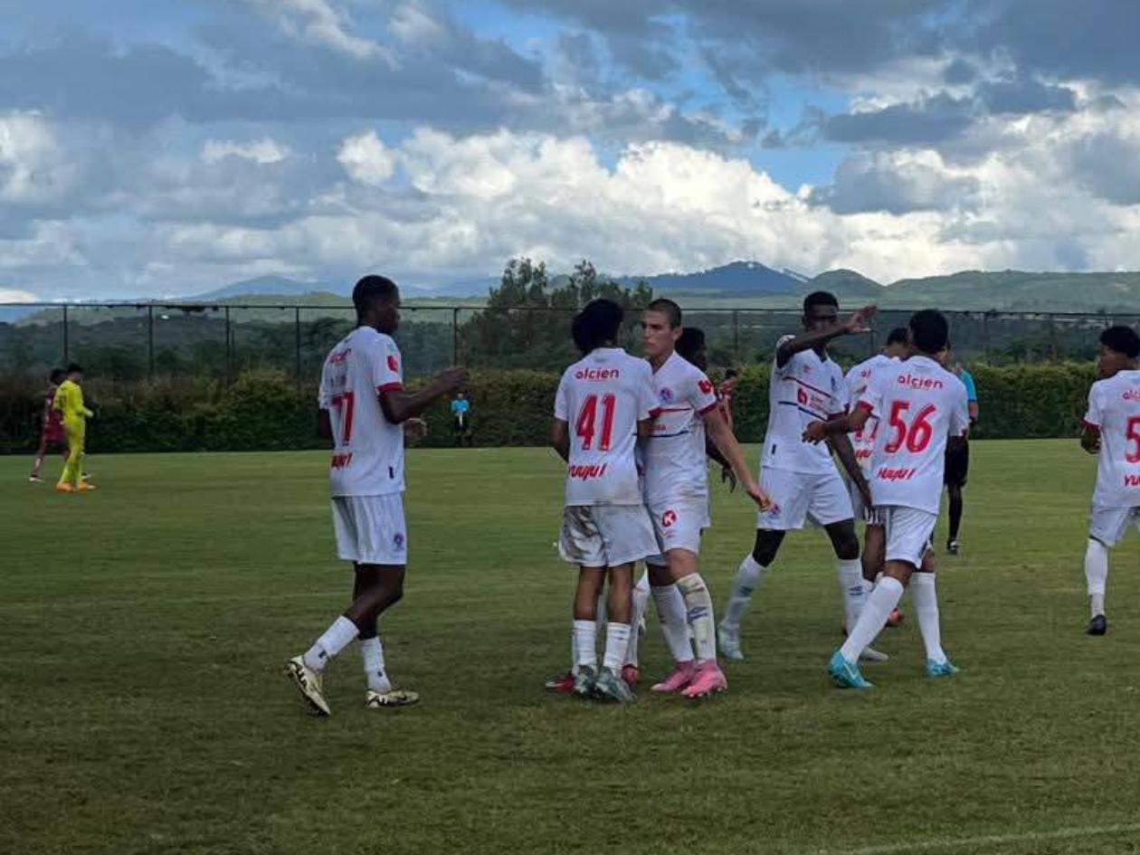 Olimpia humilló con escandalosa goleada al Motagua en torneo de reservas