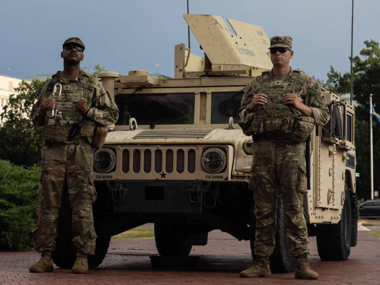 Inmigrantes en Chicago están en vilo por amenaza de militarización de la ciudad