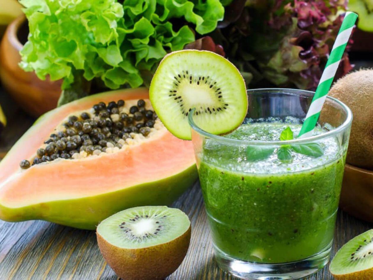 5 jugos naturales para limpiar el intestino y mejorar tu digestión