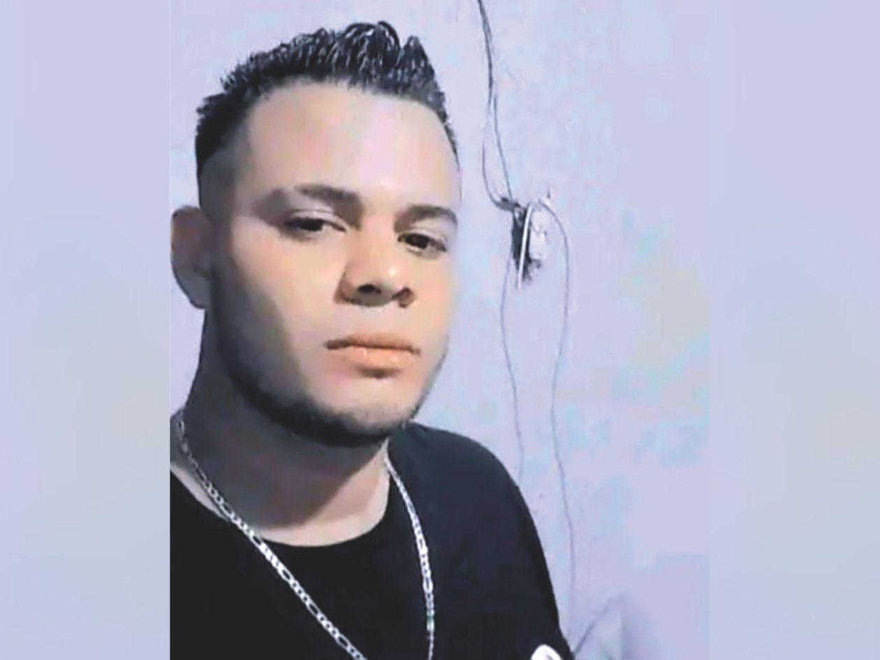 Buscan a conductor que mató a joven que le reclamó por casi atropellarlo