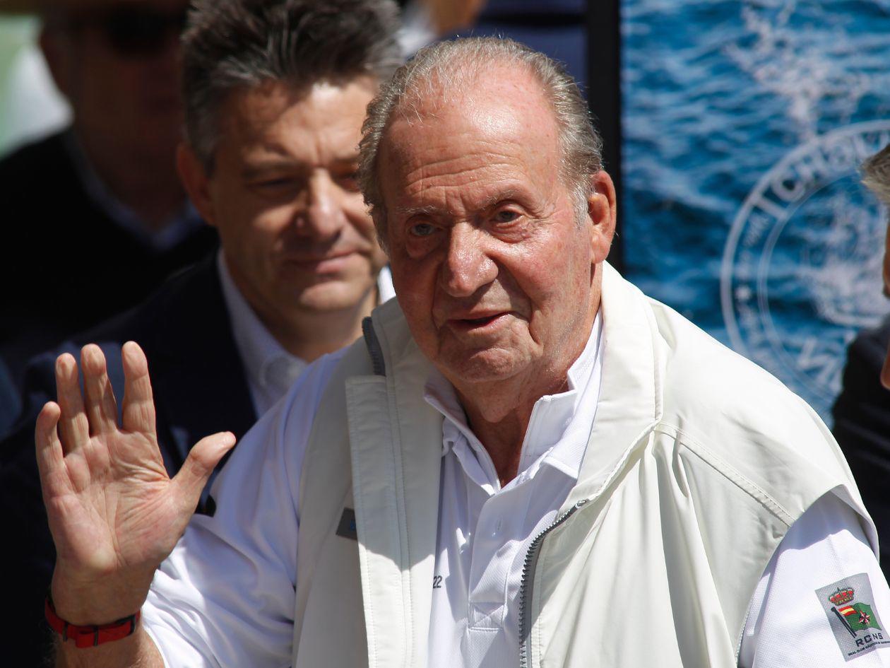 El rey Juan Carlos I publica sus memorias: Siento que me están robando