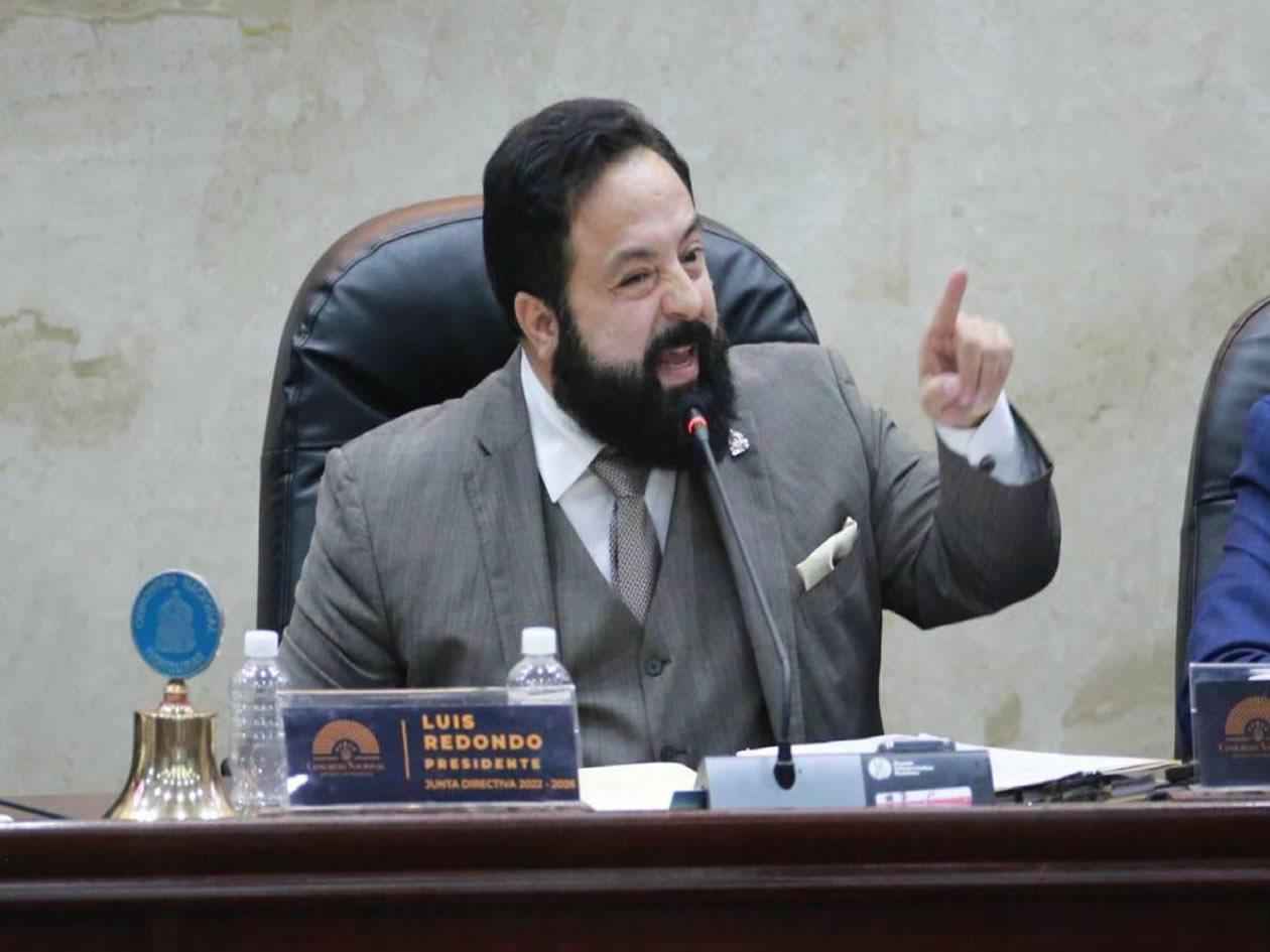 Luis Redondo defiende  asignación de millonarias ayudas sociales gestionadas por Libre