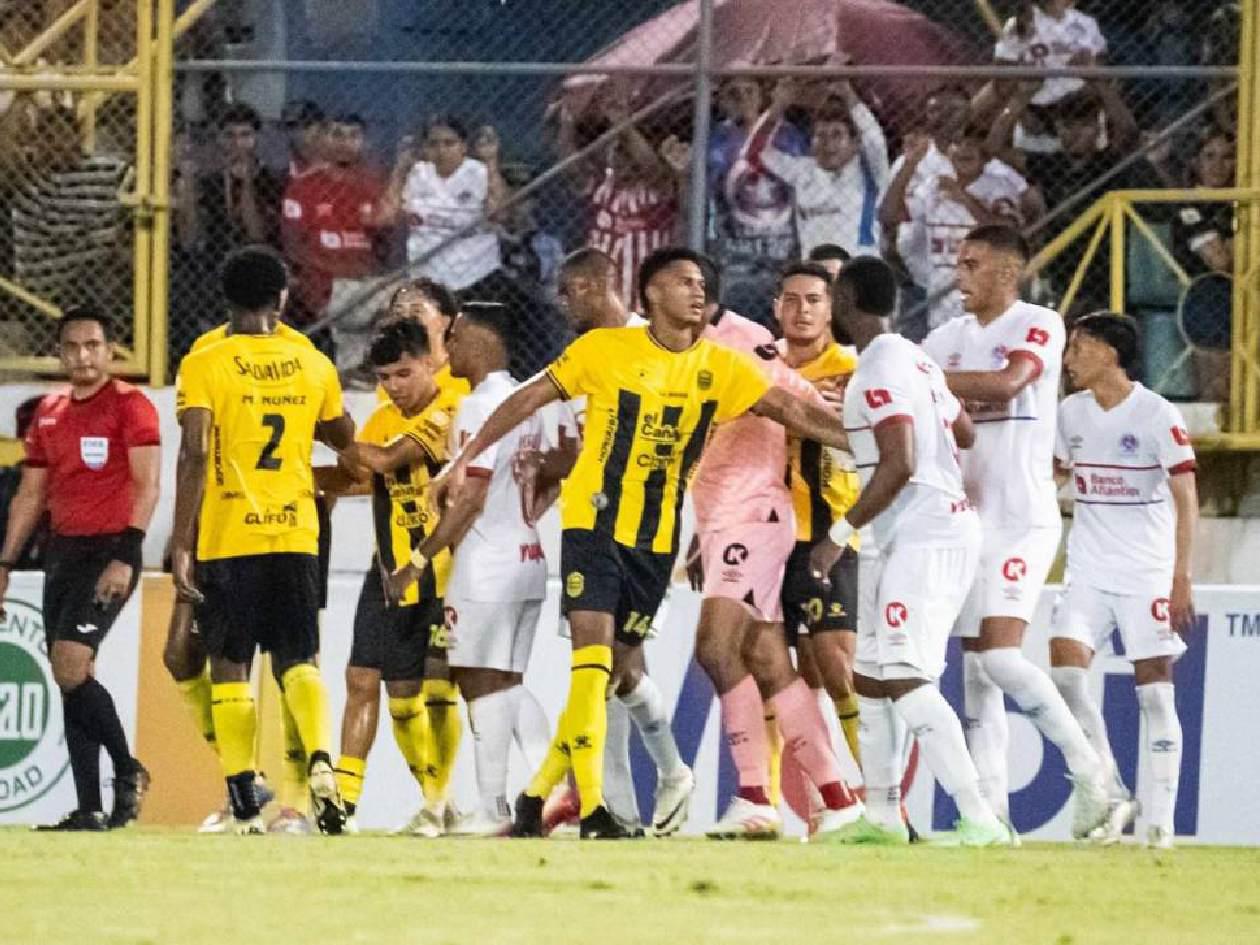 Real España y Olimpia protagonizan el primer empate sin goles en el Apertura