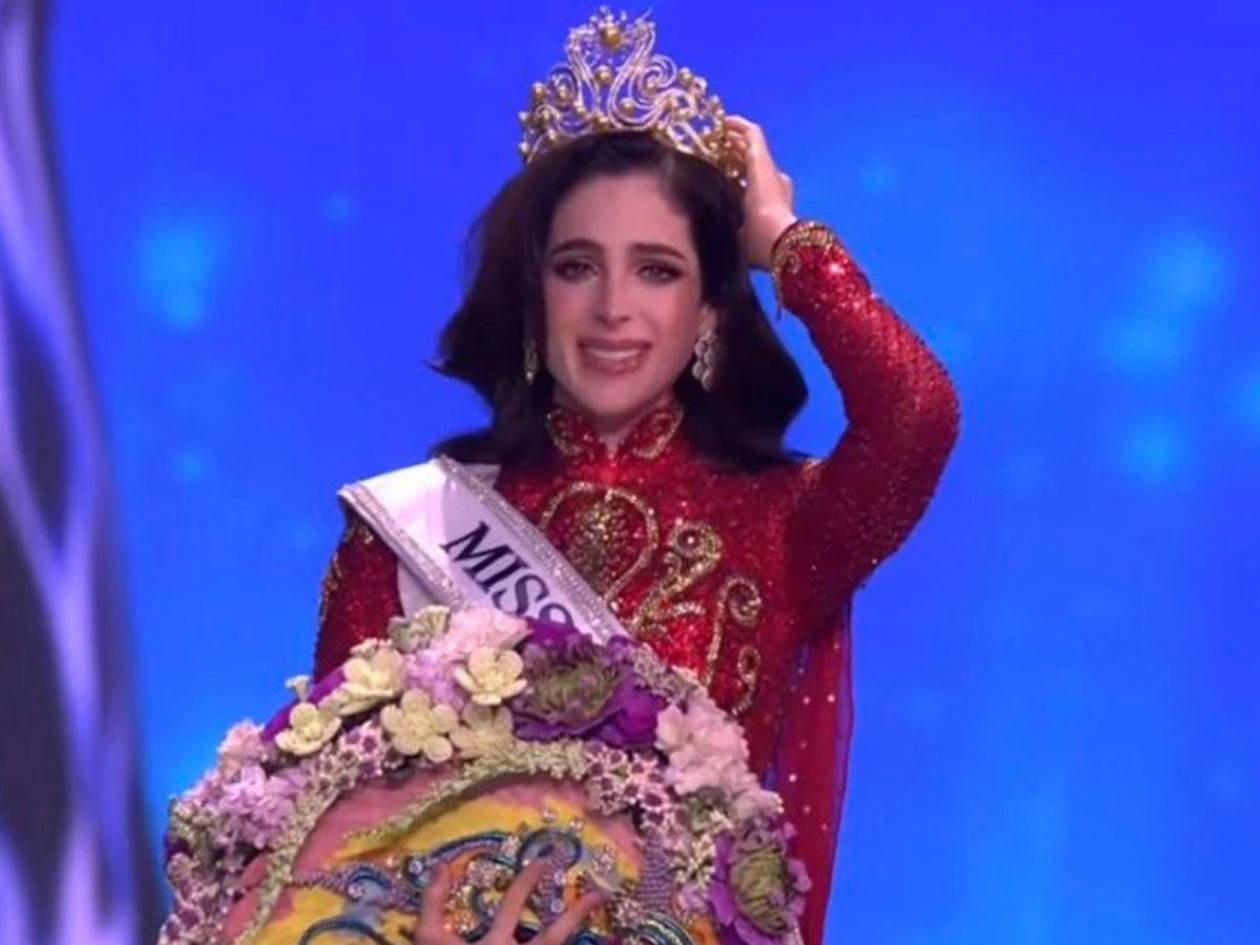 Fátima Bosch, México, es coronada Miss Universo 2025