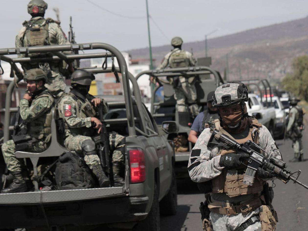 Allanan supuesto campo militar de la iglesia La Luz del Mundo