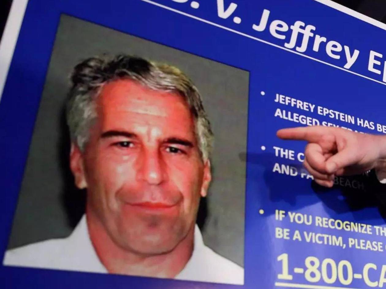 Epstein sabía cosas que podían perjudicar a Trump, revela su hermano