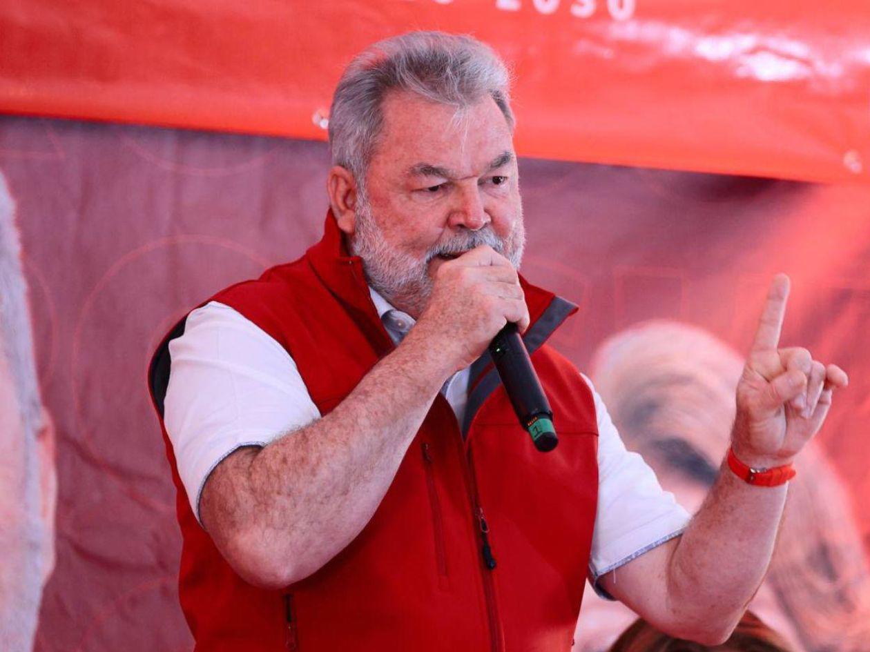 Contreras ofrece disculpas a Rixi y a Asfura por polémico video con ataúdes