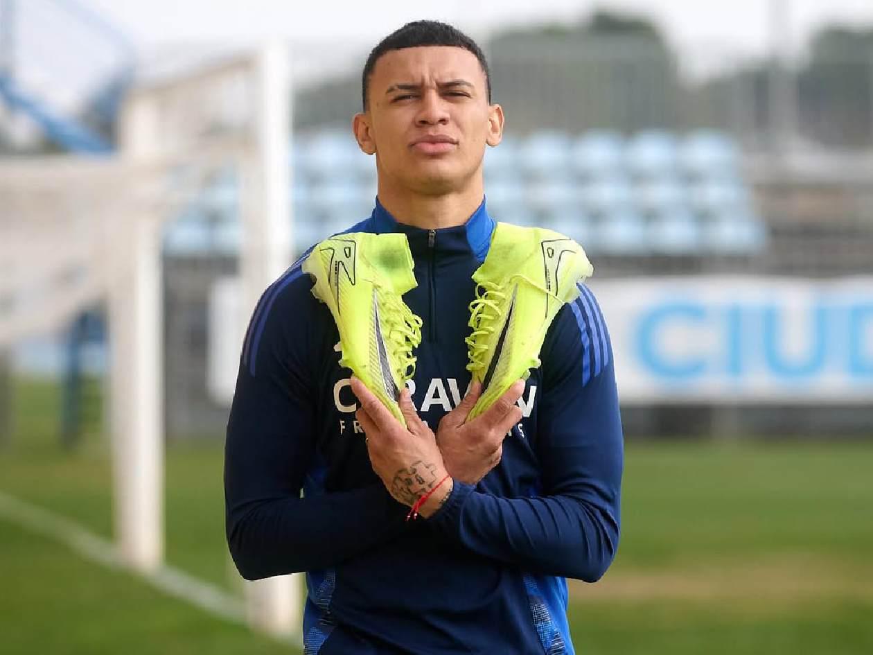 Revelan nuevo equipo del hondureño Kervin Arriaga en la Liga de España