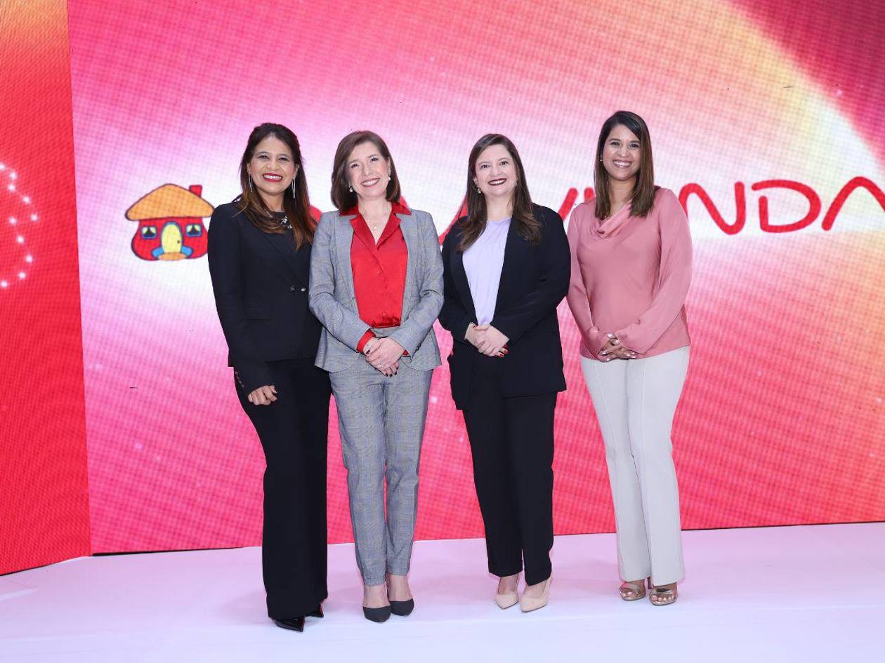 Davivienda presenta su campaña de vivienda: “Se me alinearon los astros, con Davivienda tendré mi casa”