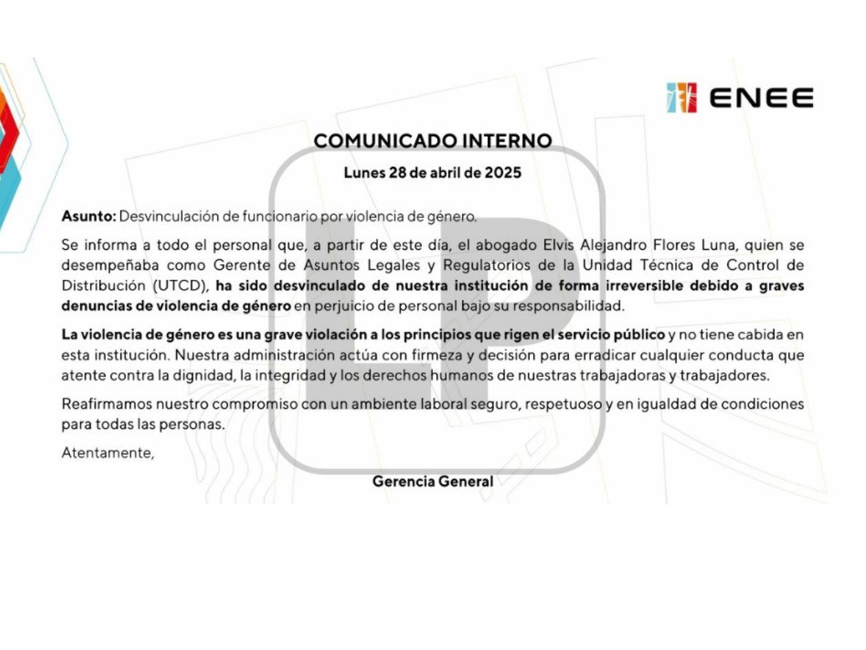 A través de ese comunicado institucional fue que se notificó la salida de Elvis Alejandro Flores Luna de la estatal eléctrica. El exfuncionario fue uno de los tantos que participó de viajes oficiales.