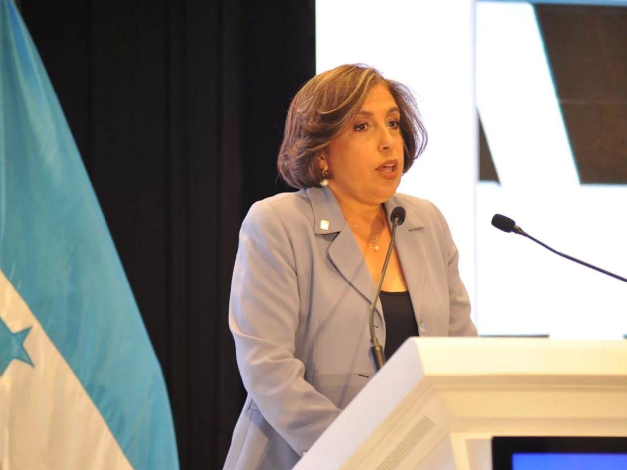 Presidenta del Cohep: “Impuesto del 3.5% en las remesas será menos dinero para las familias