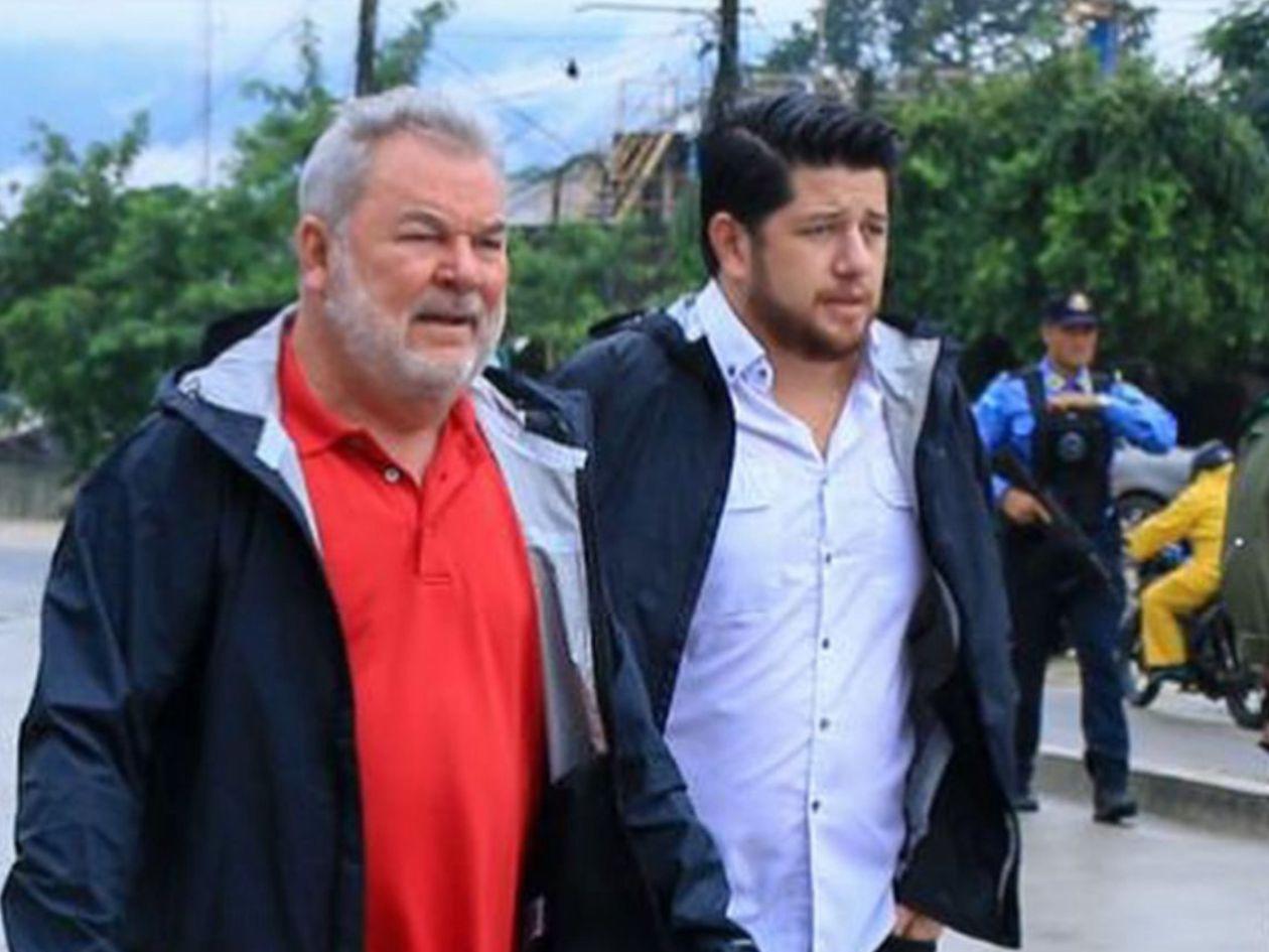 Contreras amenaza con renunciar a presidencia del Partido Liberal