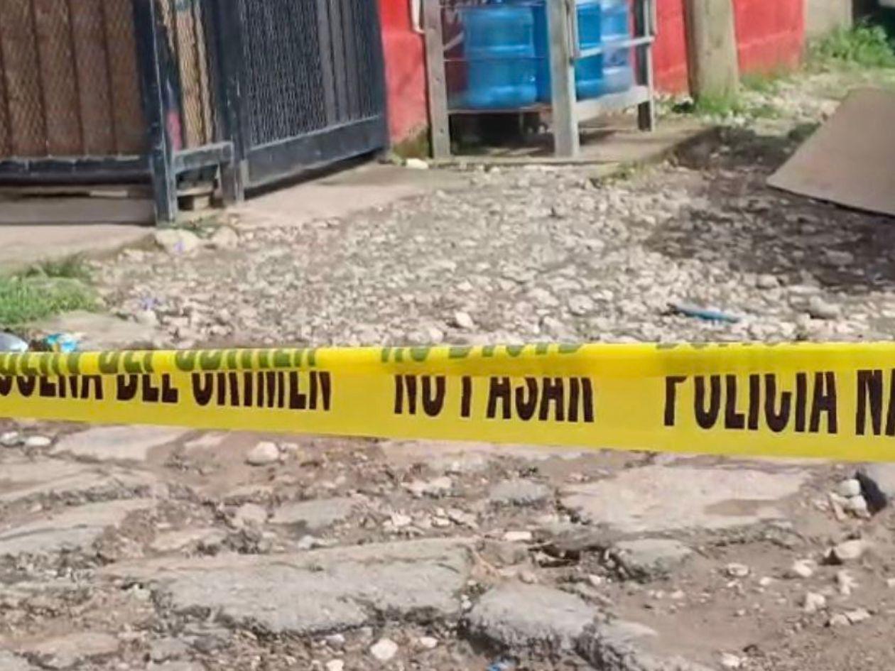 A machetazos le quitan la vida a electricista en Dos Caminos, Villanueva