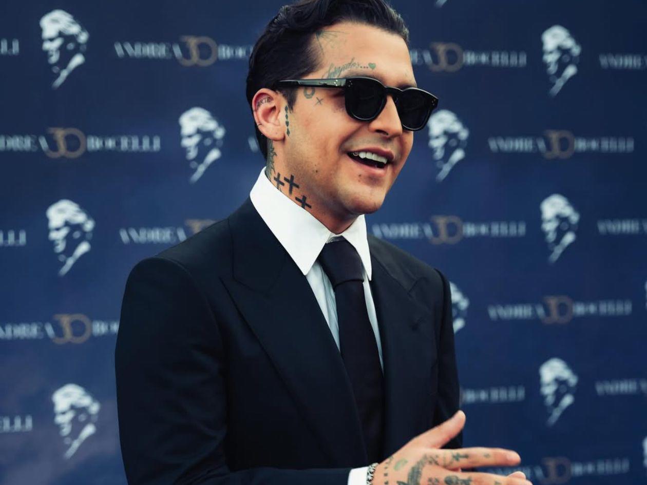 Caos por llegada de Christian Nodal al Reclusorio Oriente