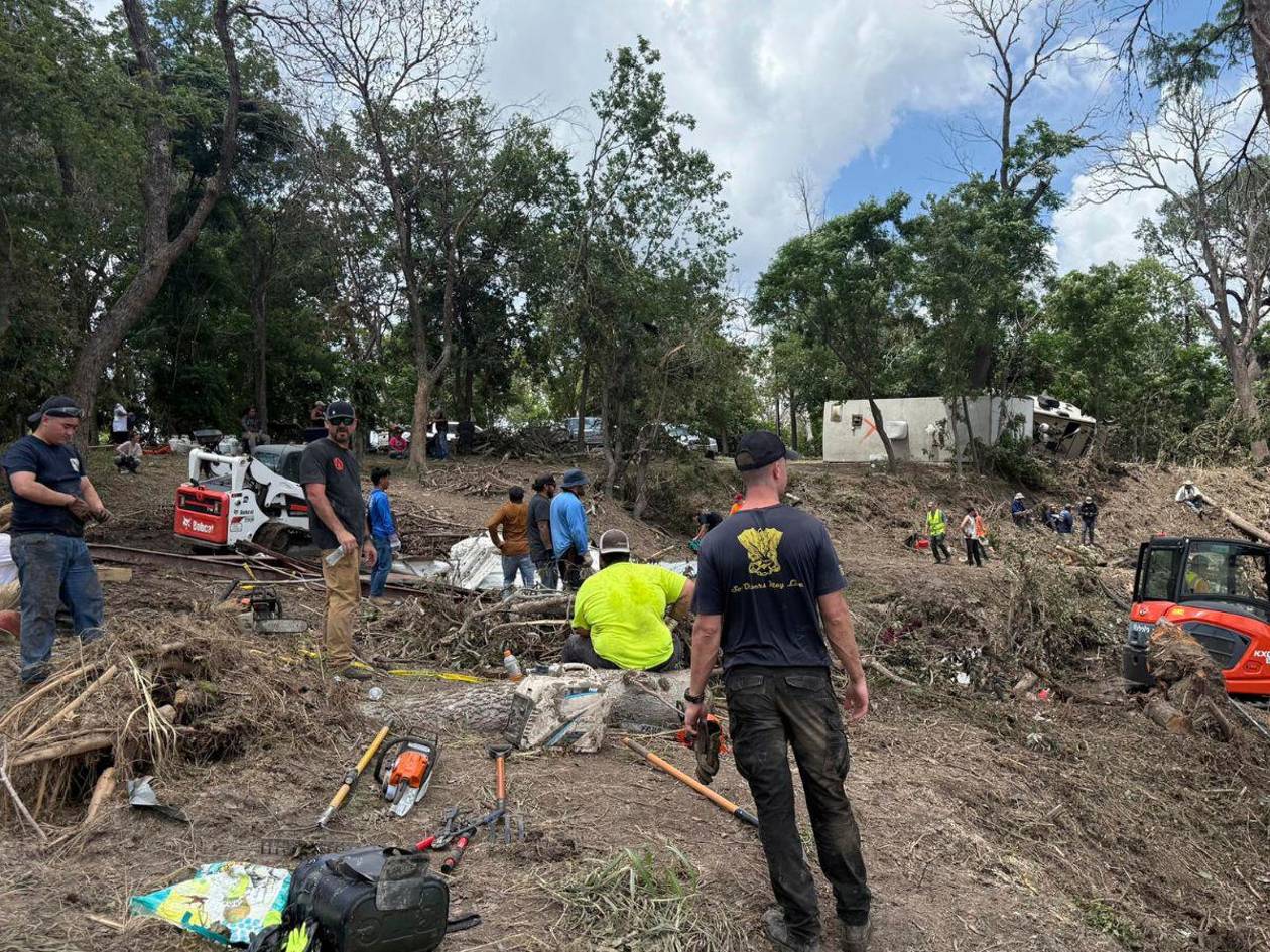 Suben a 120 los muertos por las inundaciones en Texas