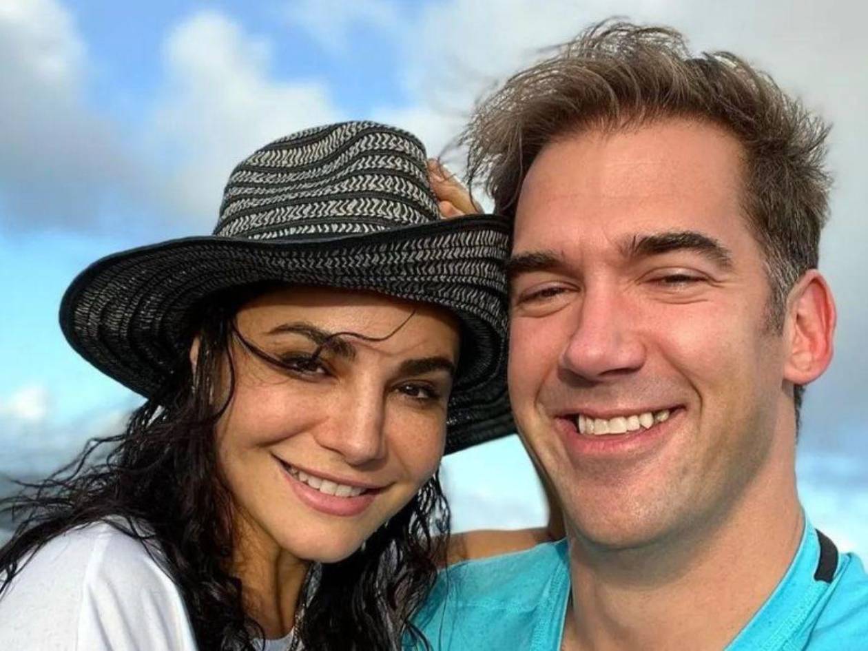 Martha Higareda revela que está embarazada