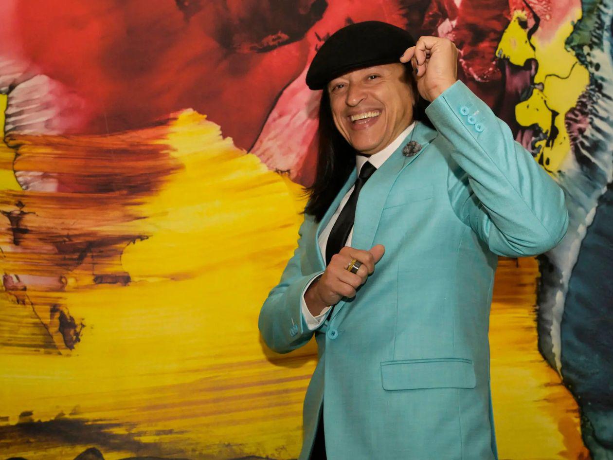 Elvis Crespo recibirá el Premio Salón de la Fama en los Billboard latinos