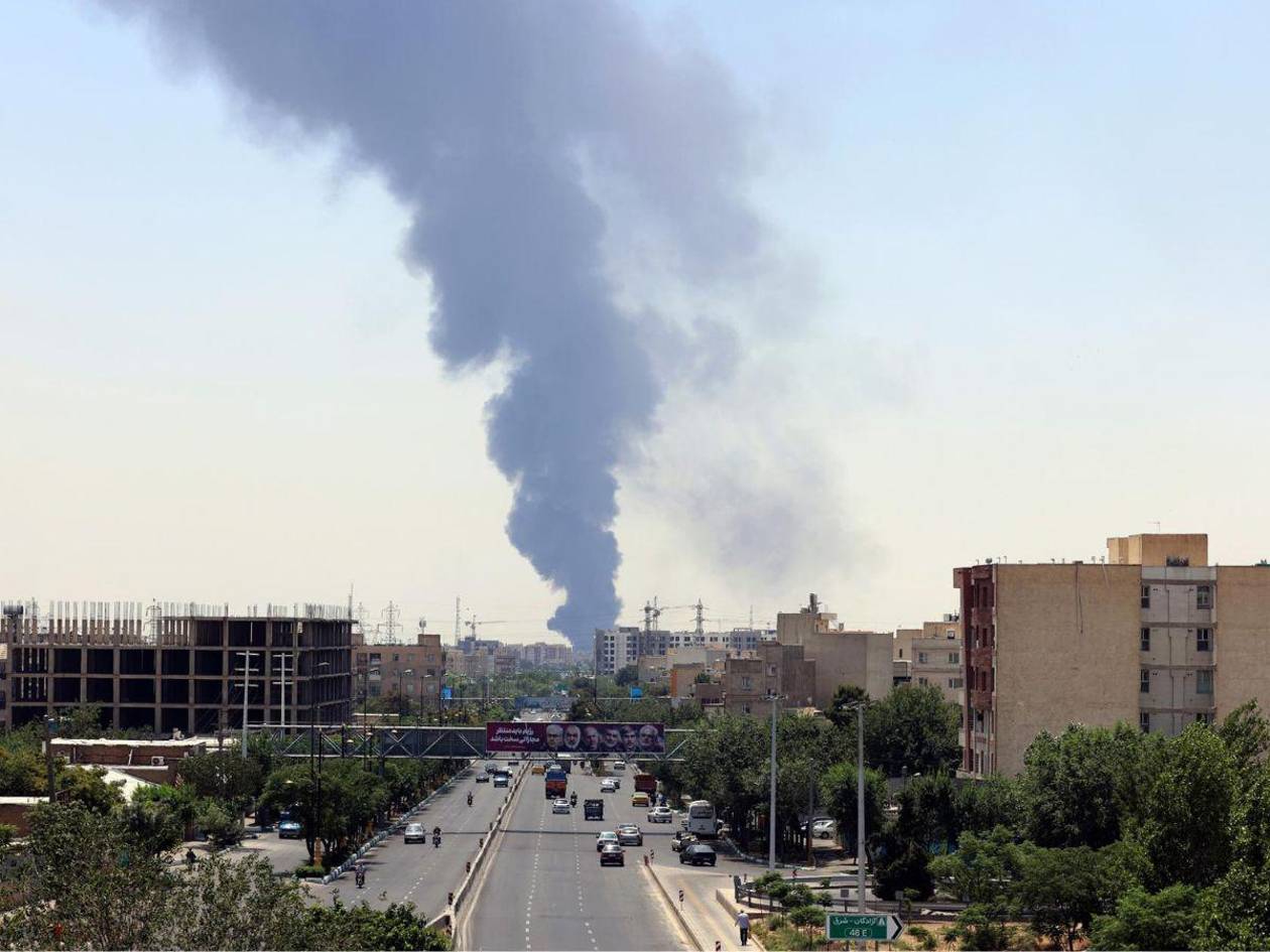 Israel ataca la sede de la Guardia Revolucionaria en Teherán