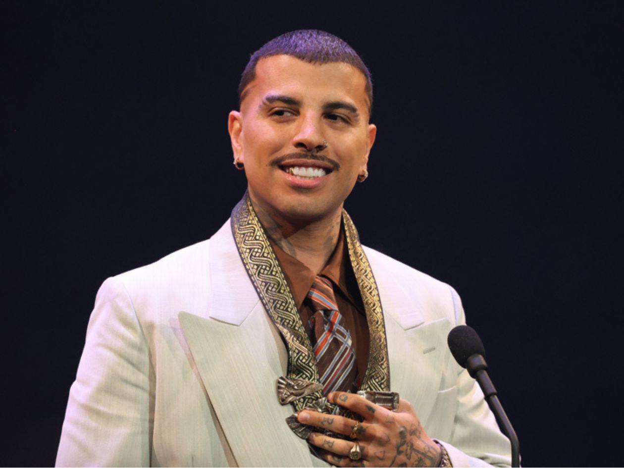 Rauw Alejandro lanza el video musical 'Besito en la Frente' grabado con el iPhone 17 Pro