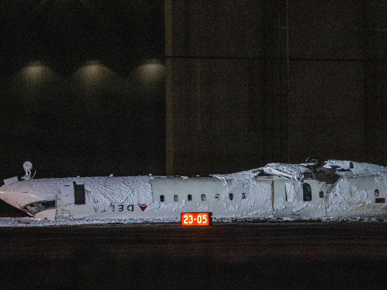 Darán $30,000 a pasajeros de avión accidentado en Canadá