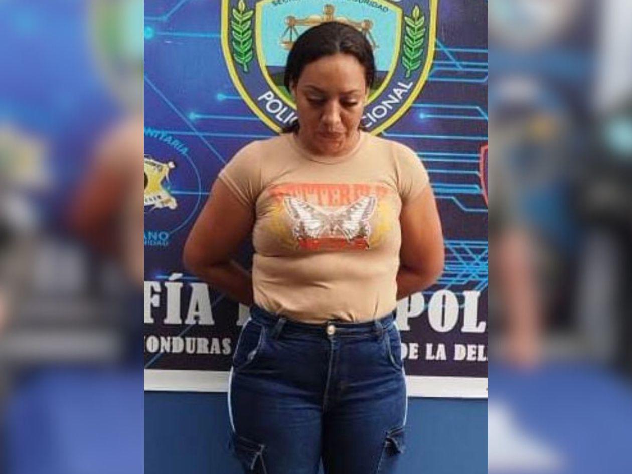 Detienen a mujer por intentar ingresar droga oculta en sus partes íntimas al penal de Ilama