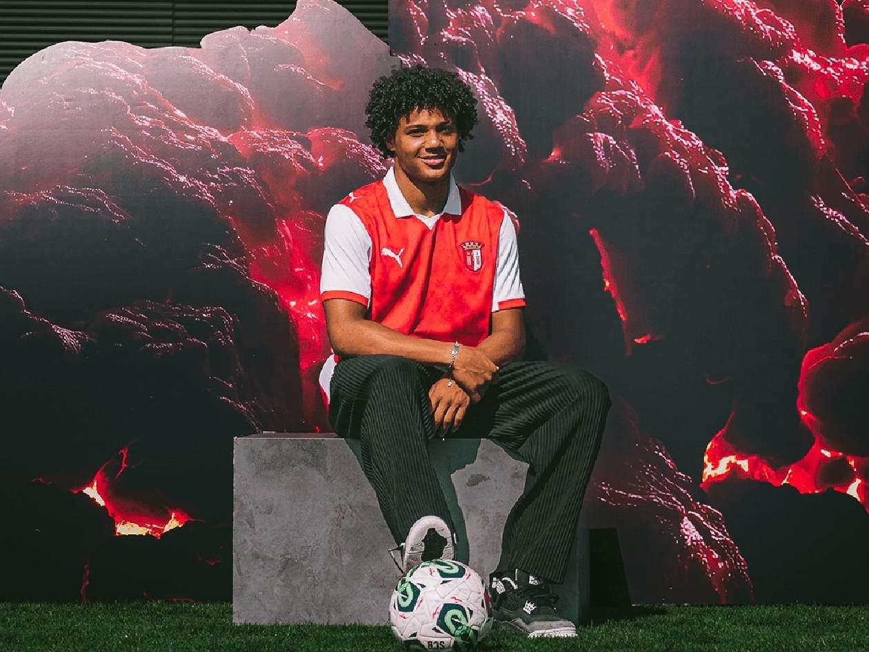 Luis Suazo sorprende: deja a Juventus y ficha por otro equipo en Europa